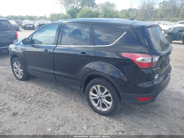 1FMCU9GD3HUE39336 — 2017 Ford Escape, фото 3 с аукциона IAAI, Передняя часть