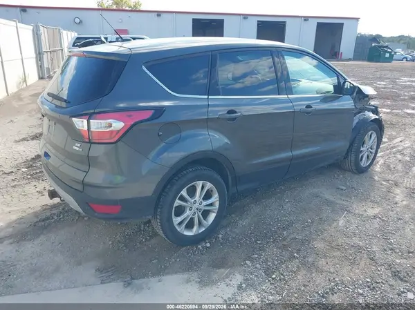 1FMCU9G91HUE23213 — 2017 Ford Escape, фото 4 с аукциона IAAI, Передняя часть