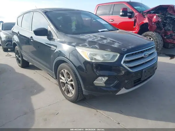 1FMCU0GD0HUC65446 — 2017 Ford Escape, Естественный износ (Normal Wear & Tear), фото до ремонта