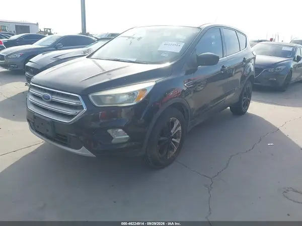 1FMCU0GD0HUC65446 — 2017 Ford Escape, фото 2 с аукциона IAAI 06.10.2026, Естественный износ