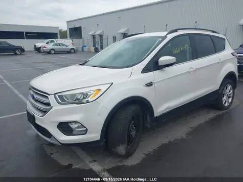 2018 Ford Escape VIN 1FMCU9H99JUC96408 фото 2