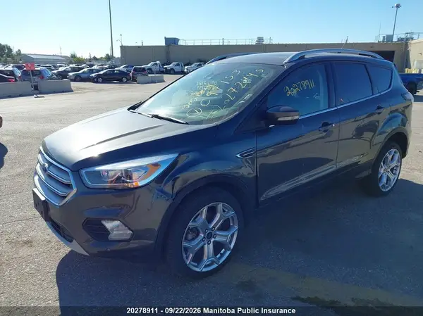1FMCU9J94JUC97153 — 2018 Ford Escape, фото 2 с аукциона IAAI 29.09.2026, Передняя часть слева