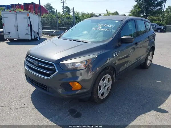 1FMCU0F73JUB95216 — 2018 Ford Escape, фото 2 с аукциона IAAI, Естественный износ