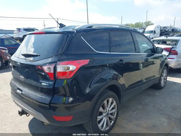 1FMCU9J95JUD27227 — 2018 Ford Escape, фото 4 с аукциона IAAI 13.10.2026, Задняя часть