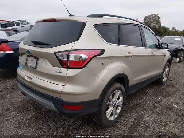 1FMCU9GD6JUA08320 — 2018 Ford Escape, фото 4 с аукциона IAAI 14.10.2026, Естественный износ