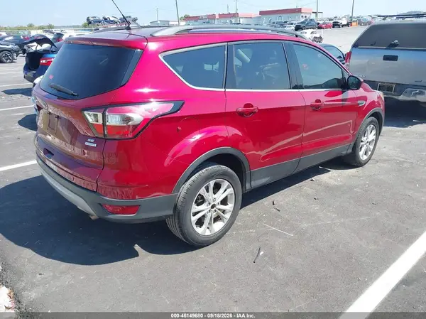 1FMCU0GD2JUD29685 — 2018 Ford Escape, фото 4 с аукциона IAAI 15.10.2026, Естественный износ