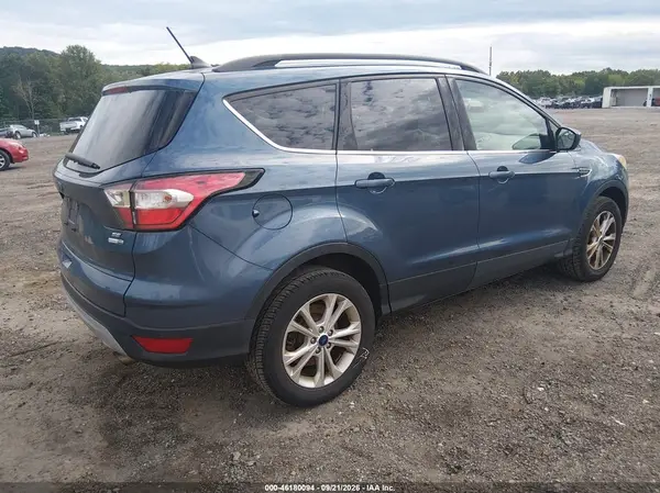 1FMCU9GD4JUA87955 — 2018 Ford Escape, фото 4 с аукциона IAAI 08.10.2026, Естественный износ