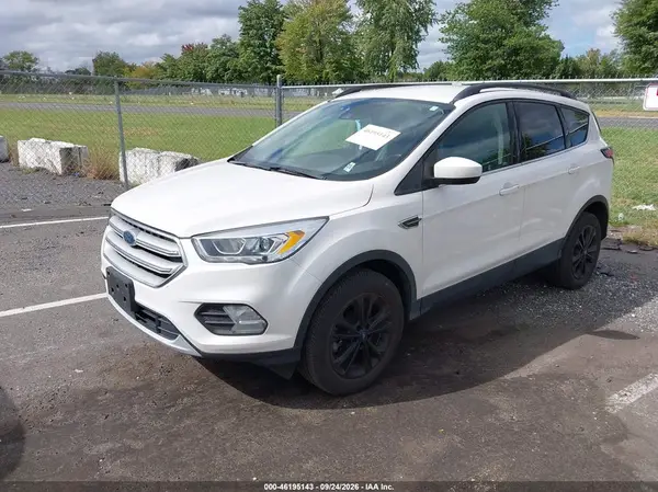 1FMCU9HDXJUD40386 — 2018 Ford Escape, фото 2 с аукциона IAAI, Подтопление