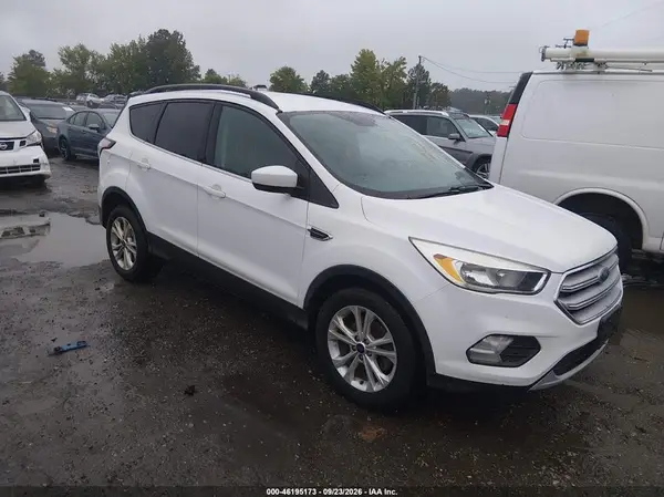 1FMCU0GD6JUC90194 — 2018 Ford Escape, Естественный износ (Normal Wear & Tear), фото до ремонта