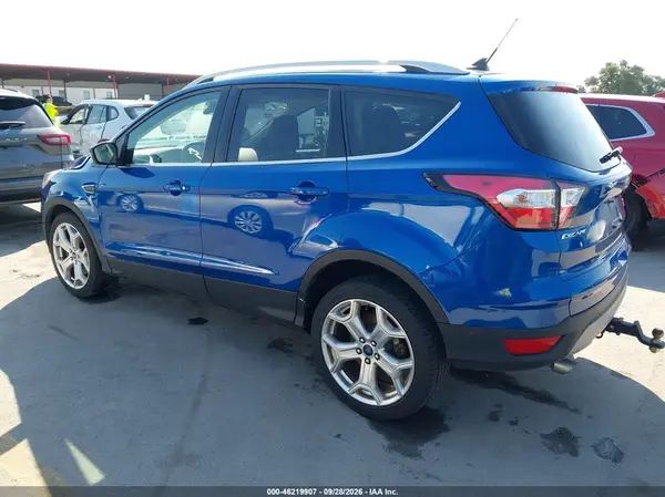 1FMCU9J94JUD34606 — 2018 Ford Escape, фото 3 с аукциона IAAI, Передняя часть справа