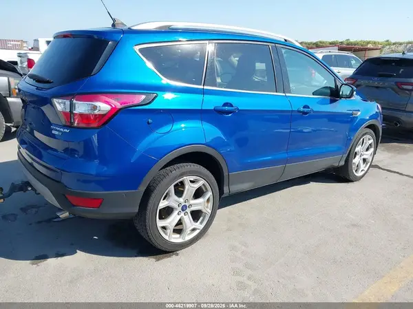 1FMCU9J94JUD34606 — 2018 Ford Escape, фото 4 с аукциона IAAI, Передняя часть справа