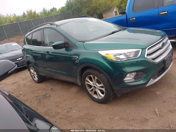 1FMCU9GD1JUD21453 — 2018 Ford Escape, Естественный износ (Normal Wear & Tear), фото до ремонта
