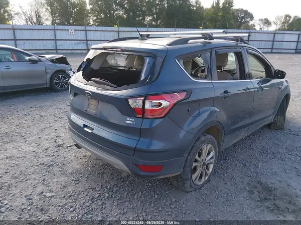 1FMCU9HD7JUB55289 — 2018 Ford Escape, фото 4 с аукциона IAAI, Повреждения со всех сторон