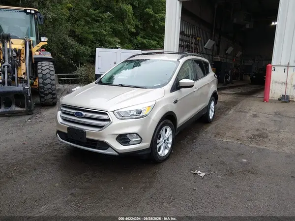 1FMCU9HD0JUB33263 — 2018 Ford Escape, фото 2 с аукциона IAAI, Задняя часть