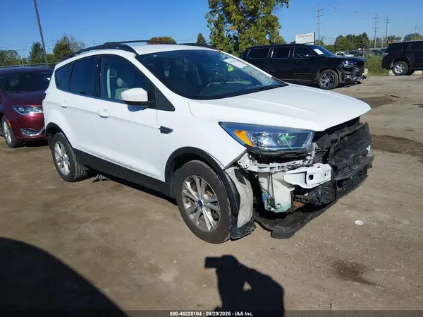 1FMCU9GD7JUC91214 — 2018 Ford Escape, Повреждения со всех сторон (All Over), фото до ремонта