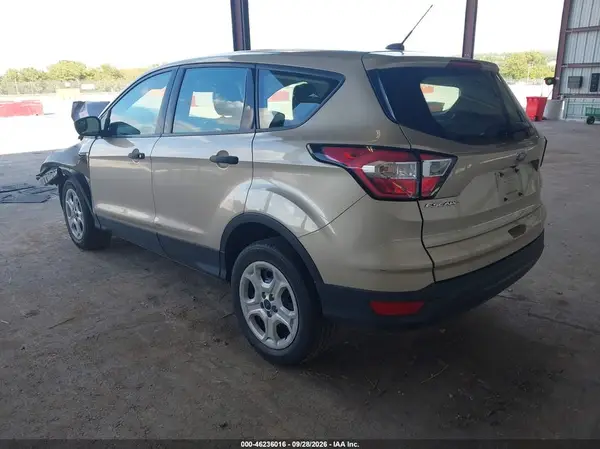 1FMCU0F78JUB14758 — 2018 Ford Escape, фото 3 с аукциона IAAI, Передняя часть