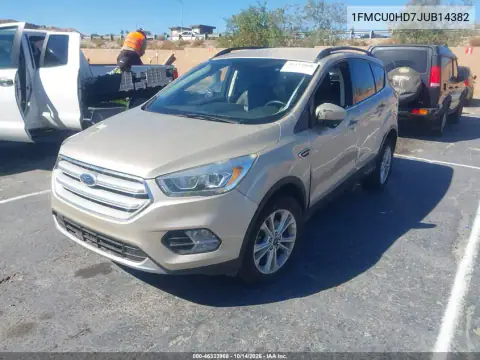 1FMCU0HD7JUB14382 — 2018 Ford Escape, фото 2 с аукциона IAAI, Боковая часть