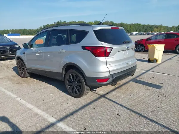 1FMCU9GD2KUA65034 — 2019 Ford Escape, фото 3 с аукциона IAAI, Передняя часть