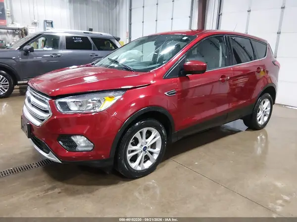 1FMCU9GD0KUC54524 — 2019 Ford Escape, фото 2 с аукциона IAAI, Передняя часть