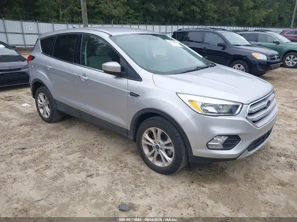 1FMCU0GD5KUA25722 — 2019 Ford Escape, Естественный износ (Normal Wear & Tear), фото до ремонта