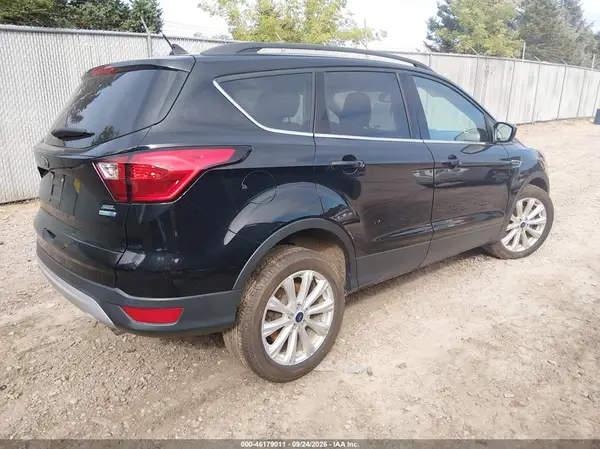 1FMCU9HD7KUA13431 — 2019 Ford Escape, фото 4 с аукциона IAAI 14.10.2026, Передняя часть