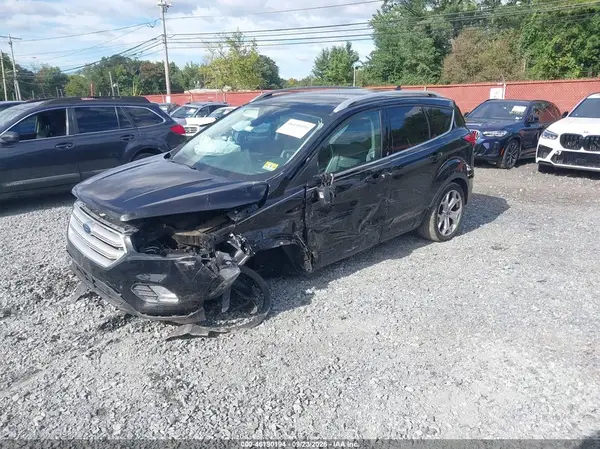 1FMCU9J93KUA22231 — 2019 Ford Escape, фото 2 с аукциона IAAI, Левый бок