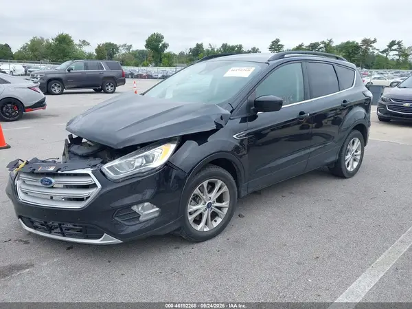1FMCU9HD1KUB61400 — 2019 Ford Escape, фото 2 с аукциона IAAI, Передняя часть