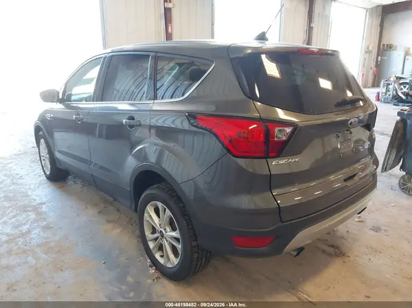 2019 FORD ESCAPE VIN 1FMCU9GD4KUA98570 фото 3
