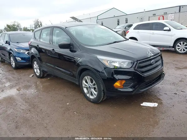 1FMCU0F77KUA31971 — 2019 Ford Escape, Передняя часть (Front & Rear), фото до ремонта
