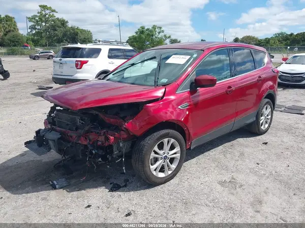 1FMCU0GD2KUB95861 — 2019 Ford Escape, фото 2 с аукциона IAAI, Передняя часть