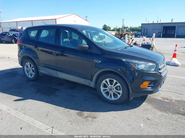 1FMCU0F73KUA44233 — 2019 Ford Escape, Подтопление (Flood), фото до ремонта