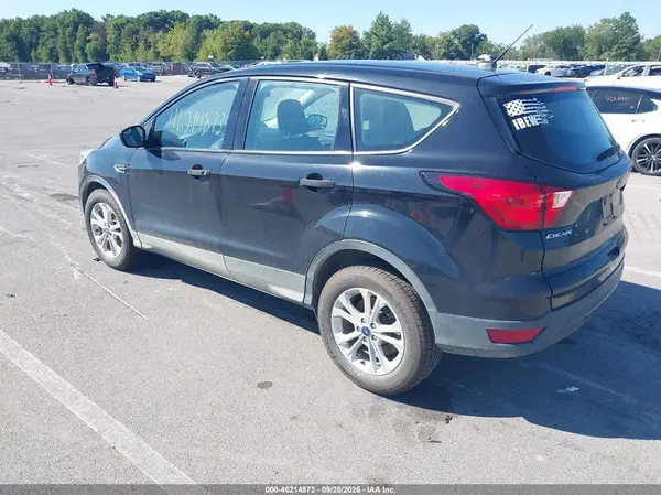 1FMCU0F73KUA44233 — 2019 Ford Escape, фото 3 с аукциона IAAI, Подтопление
