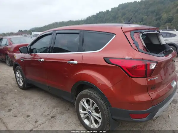 1FMCU9GD0KUA32372 — 2019 Ford Escape, фото 3 с аукциона IAAI, Задняя часть