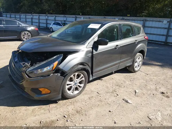 1FMCU0F75KUC19193 — 2019 Ford Escape, фото 2 с аукциона IAAI, Передняя часть