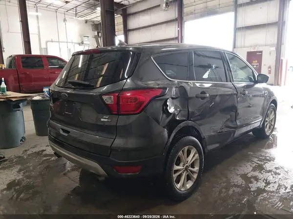 1FMCU9GD6KUB65525 — 2019 Ford Escape, фото 4 с аукциона IAAI, Правый бок