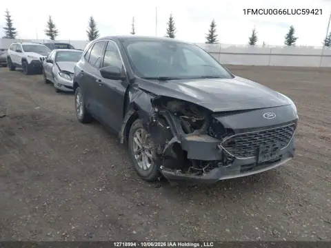 1FMCU0G66LUC59421 — 2020 Ford Escape, Передняя часть, фото до ремонта