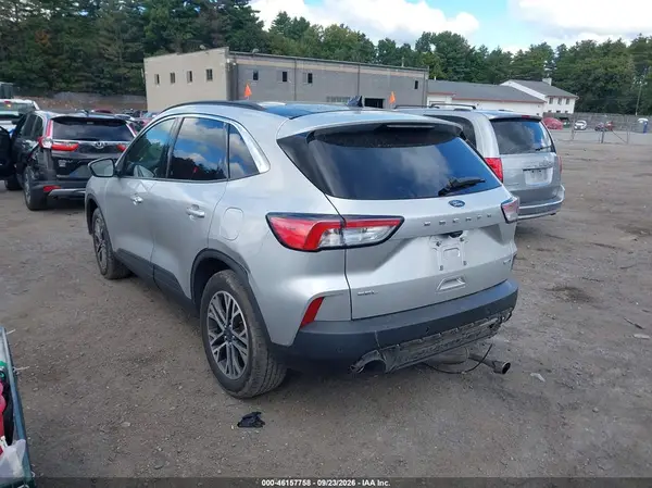 1FMCU9H68LUA13246 — 2020 Ford Escape, фото 3 с аукциона IAAI, Задняя часть