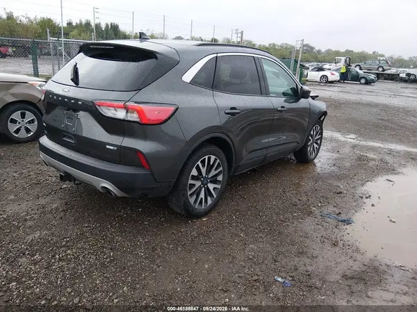1FMCU9H91LUA28648 — 2020 Ford Escape, фото 4 с аукциона IAAI, Передняя часть справа