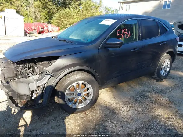 1FMCU9G63LUB22909 — 2020 Ford Escape, фото 2 с аукциона IAAI 13.10.2026, Передняя часть