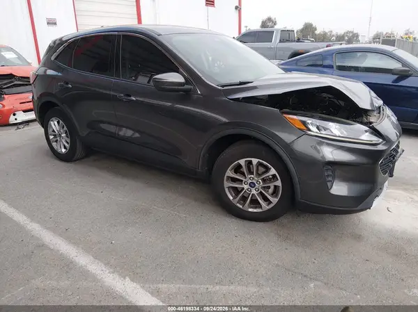 1FMCU0G64LUC62429 — 2020 Ford Escape, Передняя часть (Front End), фото до ремонта