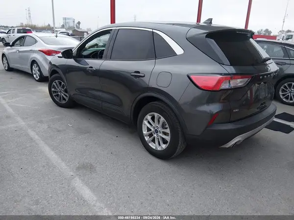 1FMCU0G64LUC62429 — 2020 Ford Escape, фото 3 с аукциона IAAI, Передняя часть