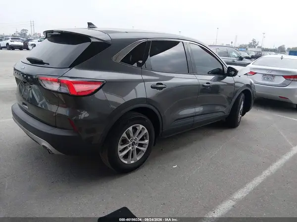 1FMCU0G64LUC62429 — 2020 Ford Escape, фото 4 с аукциона IAAI, Передняя часть