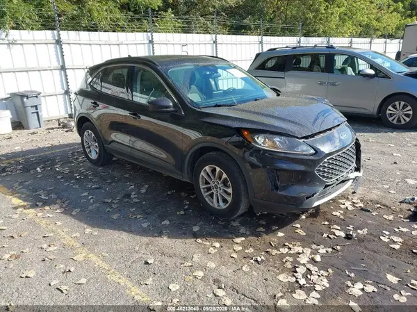 1FMCU9G63LUC71806 — 2020 Ford Escape, Передняя часть (Front End), фото до ремонта