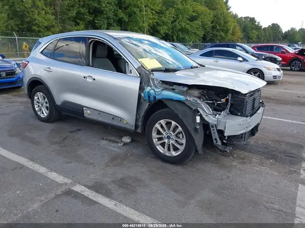 1FMCU9G60LUA16577 — 2020 Ford Escape, Передняя часть (Front End), фото до ремонта