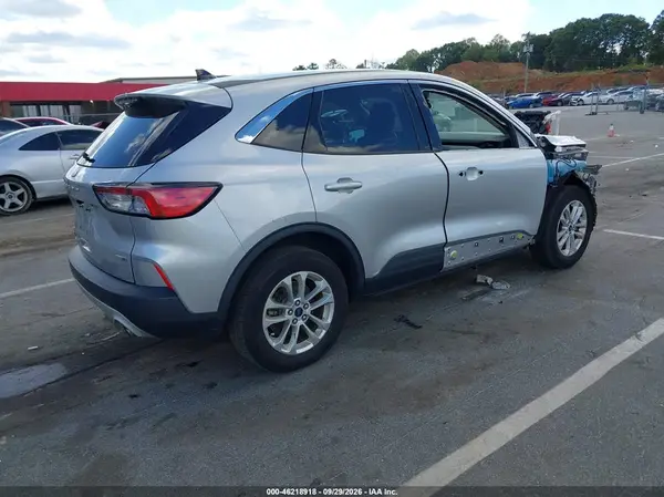 1FMCU9G60LUA16577 — 2020 Ford Escape, фото 4 с аукциона IAAI, Передняя часть
