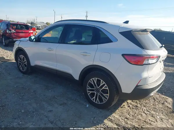 1FMCU9H64LUA09324 — 2020 Ford Escape, фото 3 с аукциона IAAI, Передняя часть