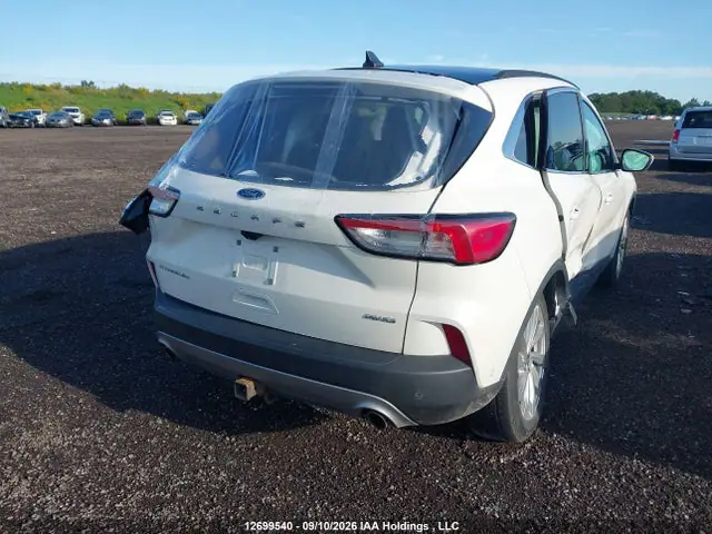 2021 Ford Escape VIN 1FMCU9J90MUA53858 фото 4