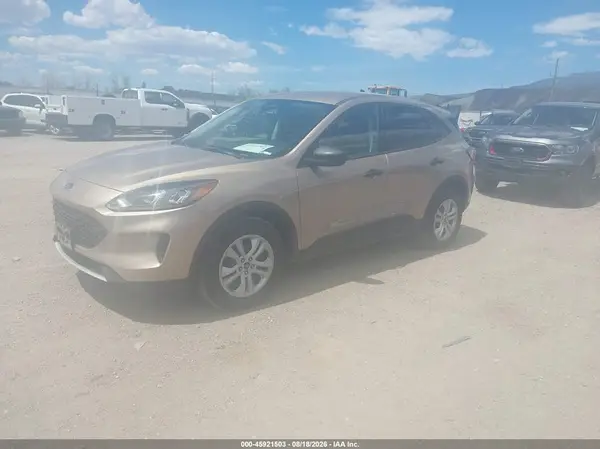 1FMCU9F60MUA68116 — 2021 Ford Escape, фото 2 с аукциона IAAI 07.10.2026, Естественный износ