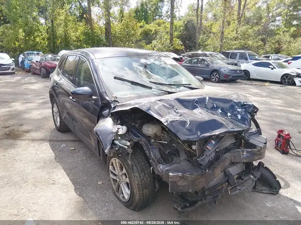 1FMCU9G66MUA17766 — 2021 Ford Escape, Передняя часть (Front End), фото до ремонта