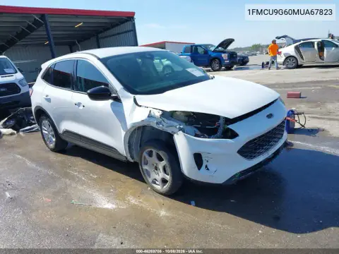 1FMCU9G60MUA67823 — 2021 Ford Escape, Передняя часть, фото до ремонта
